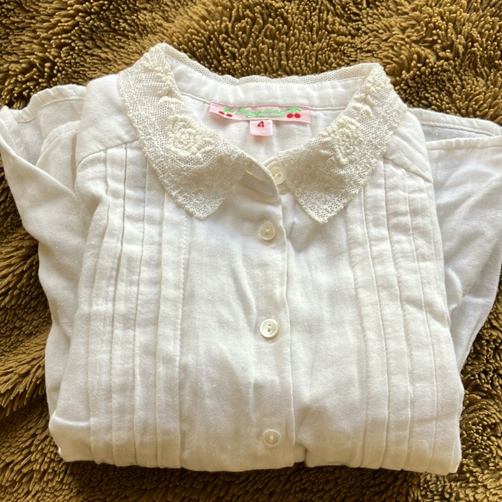 beautiful refined shirt in excellent condition. bonpoint. french luxury brand